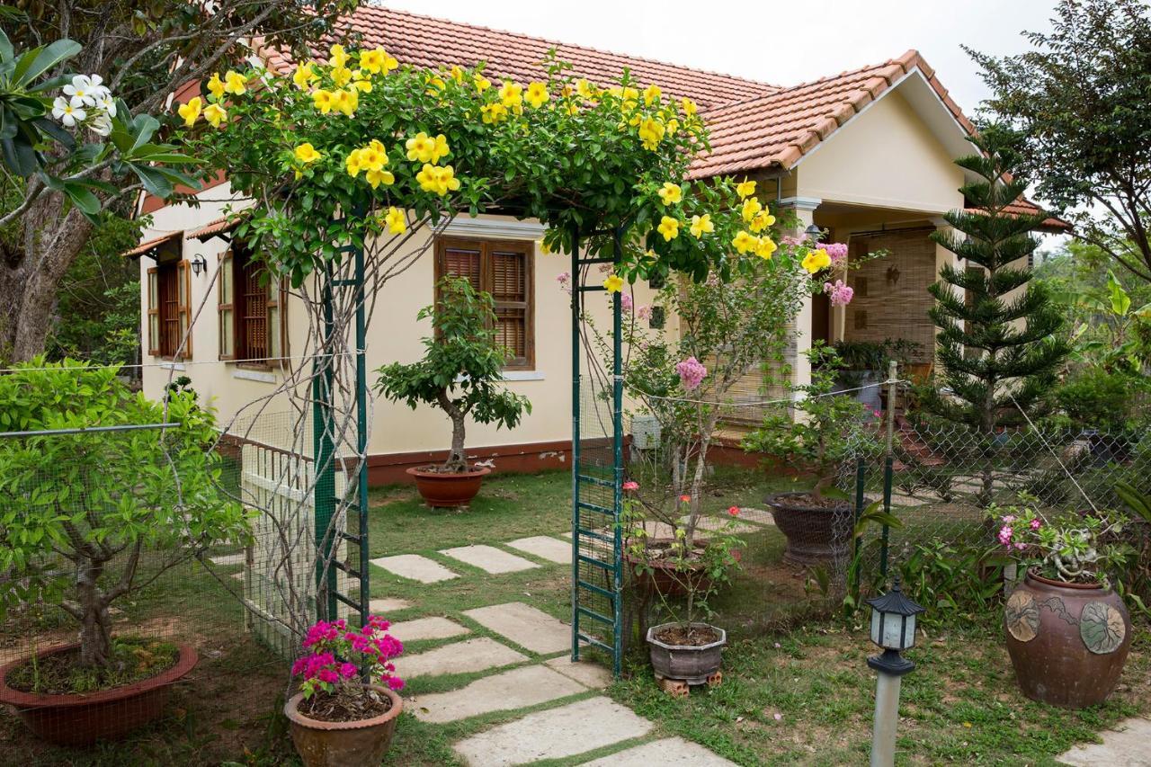 Spring Garden Homestay Phú Quý Zewnętrze zdjęcie